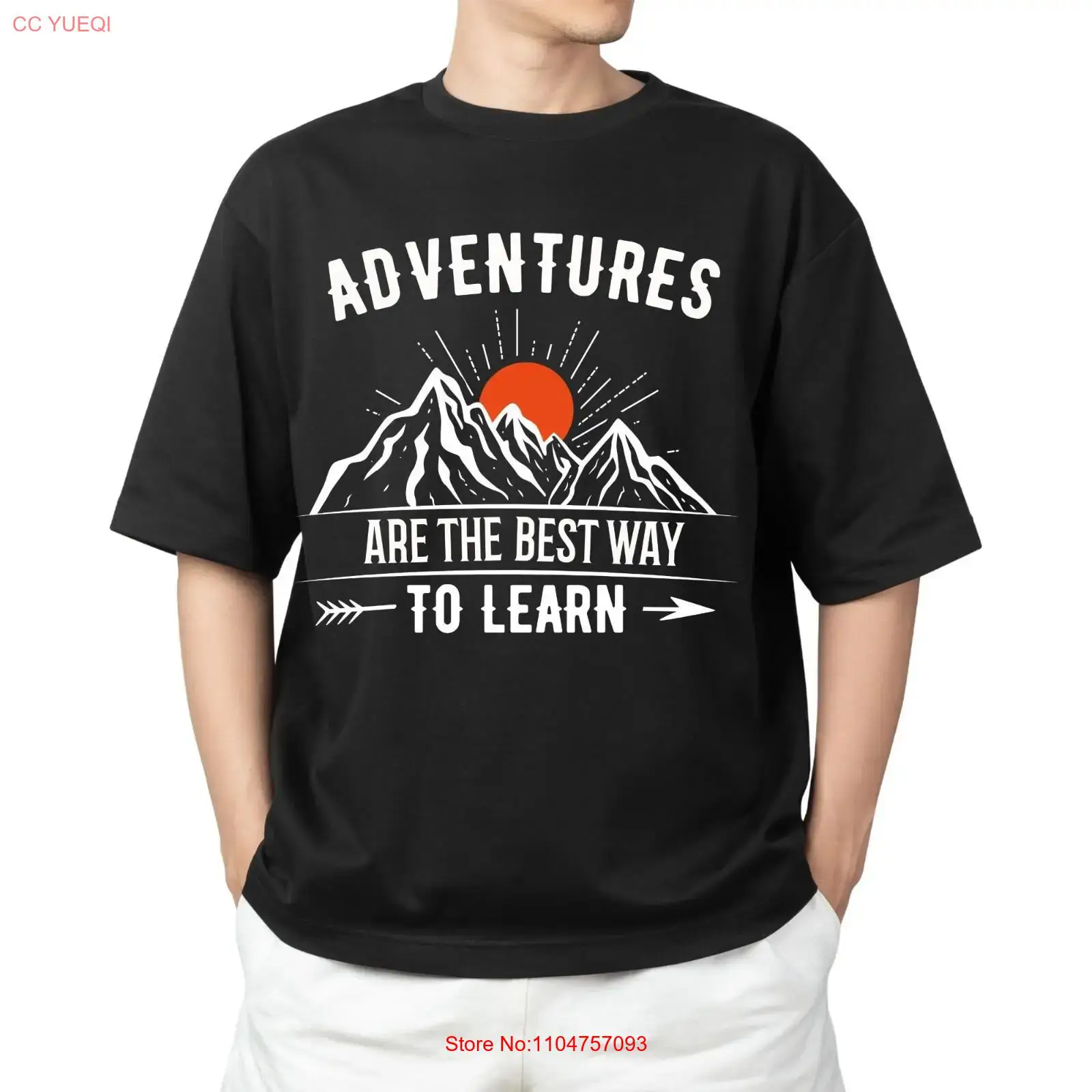 Outdoor Adventure Learning - การผจญภัยคือวิธีที่ดีที่สุดในการเรียนรู้ เสื้อยืดลายกราฟิกวินเทจสำหรับการตั้งแคมป์และการผจญภายนอกอาคาร ระบายอากาศได้ดี เนื้อผ้านุ่ม